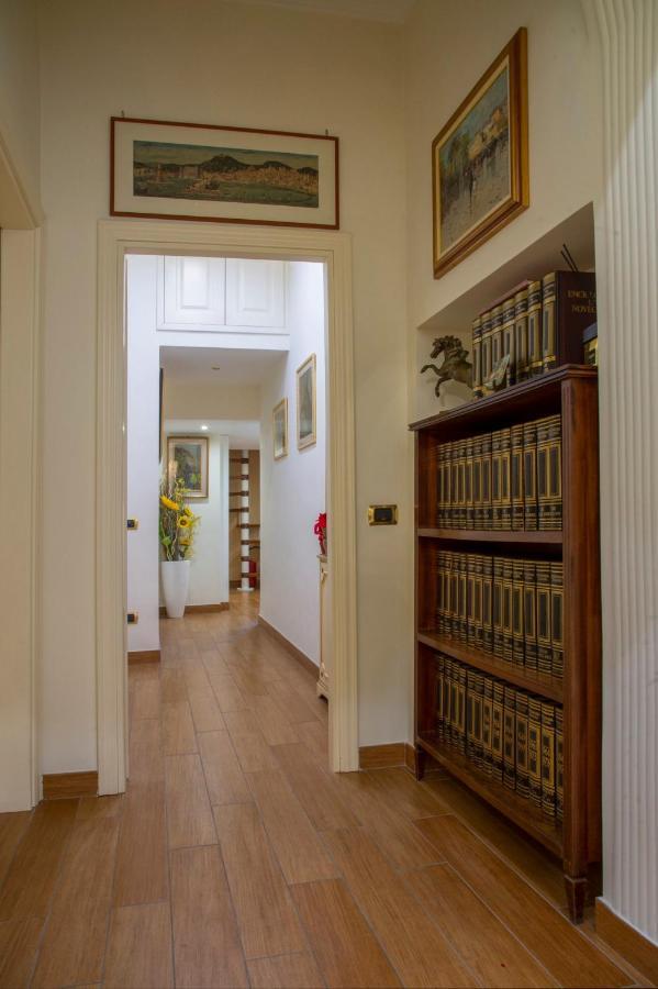 B&B Residenza Via Dei Mille ナポリ エクステリア 写真