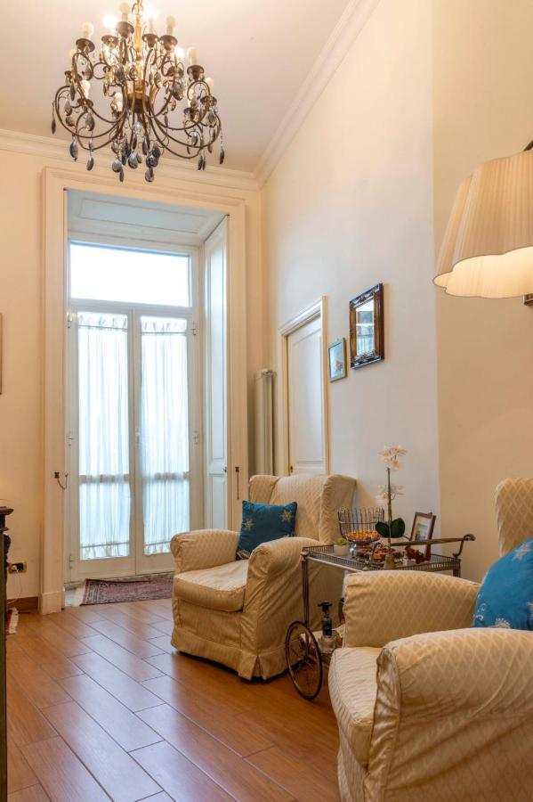 B&B Residenza Via Dei Mille ナポリ エクステリア 写真