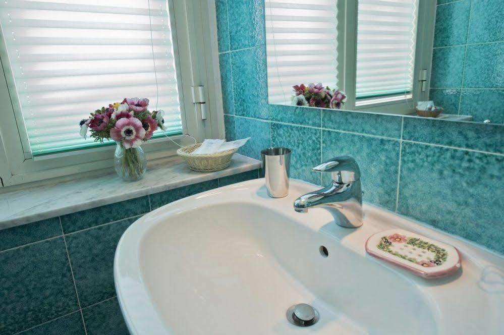 B&B Residenza Via Dei Mille ナポリ エクステリア 写真